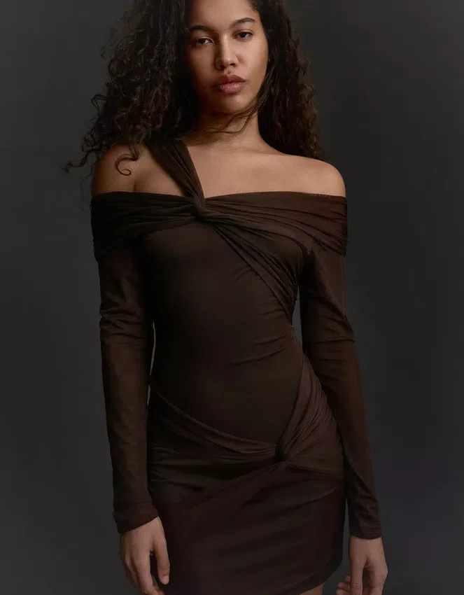 Minivestido de tul de manga larga con nudos – Vestidos y monos Minivestido de tul de manga larga con nudos – Vestidos y monos