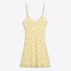 Minivestido floral de encaje Minivestido floral de encaje