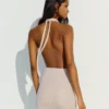 Minivestido halter con lentejuelas