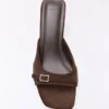 Mules con tacones y hebillas – Mujer Mules con tacones y hebillas – Mujer