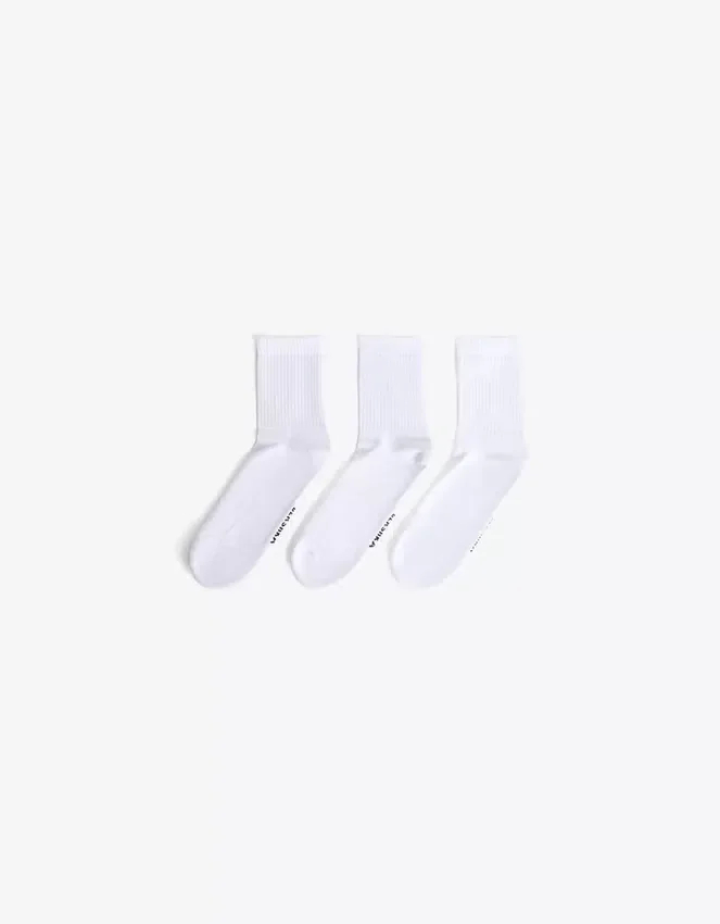 Pack de 3 pares de calcetines deportivos – Accesorios Pack de 3 pares de calcetines deportivos – Accesorios