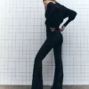 Pantalones acampanados con solapas en los bolsillos – Pantalones Pantalones acampanados con solapas en los bolsillos – Pantalones