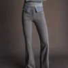 Pantalones acampanados de bengalina