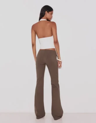 Pantalones acampanados de talle bajo Pantalones acampanados de talle bajo
