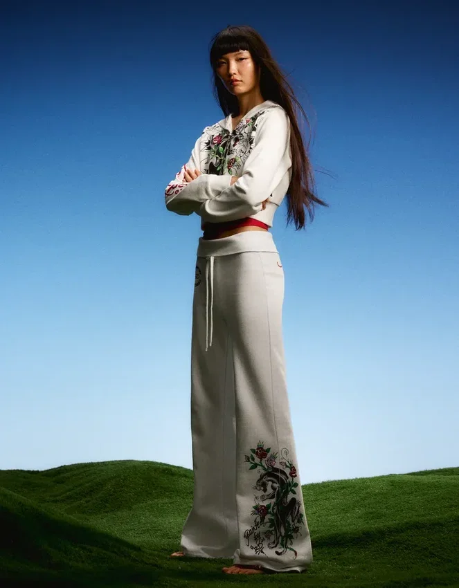 Pantalones acampanados Ed Hardy X Bershka Pantalones acampanados Ed Hardy X Bershka