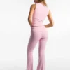 Pantalones acampanados técnicos con cintura remangada Pantalones acampanados técnicos con cintura remangada