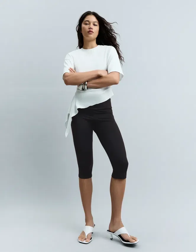 Pantalones capri de punto técnico Pantalones capri de punto técnico