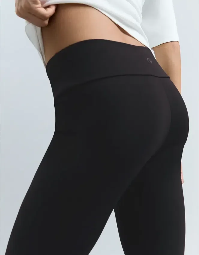 Pantalones capri de punto técnico Pantalones capri de punto técnico