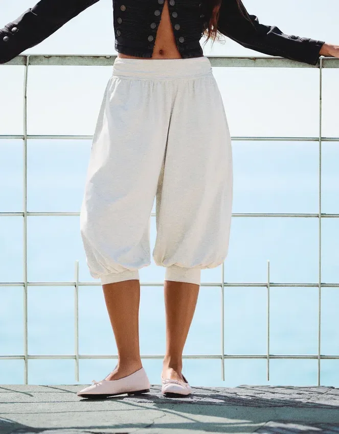 Pantalones capri de tiro bajo Pantalones capri de tiro bajo