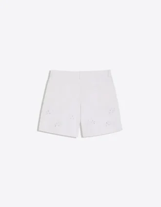 Pantalones cortos de denim bordados Pantalones cortos de denim bordados