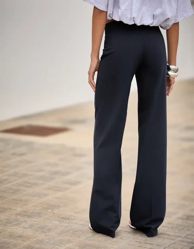 Pantalones de pierna ancha Pantalones de pierna ancha