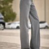 Pantalones de pierna ancha Pantalones de pierna ancha