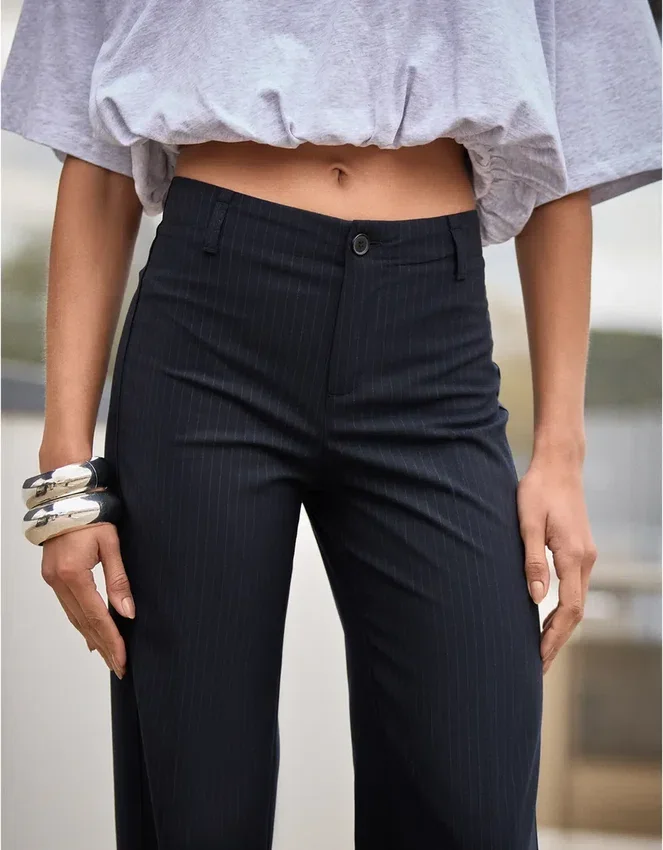Pantalones de pierna ancha Pantalones de pierna ancha