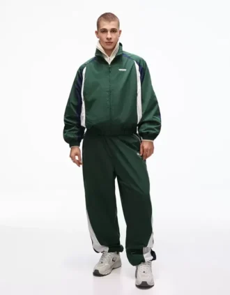 Pantalones deportivos técnicos baggy Pantalones deportivos técnicos baggy