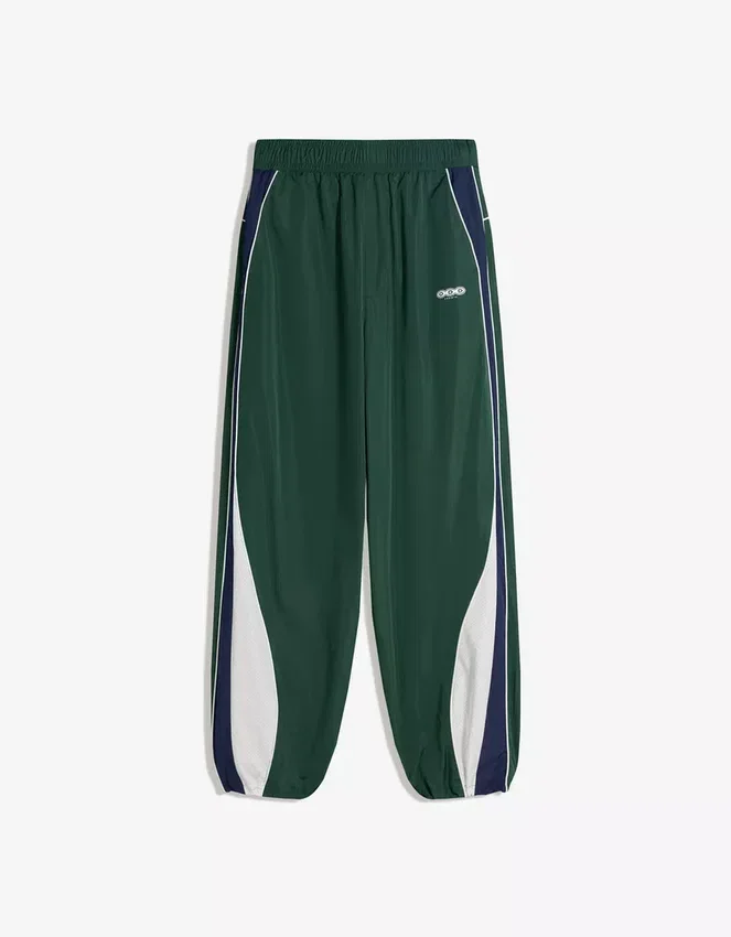 Pantalones deportivos técnicos baggy Pantalones deportivos técnicos baggy