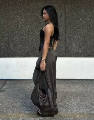 Pantalones plisados con doble botón