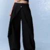 Pantalones plisados con doble botón – Pantalones