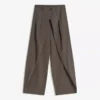 Pantalones plisados con doble botón – Pantalones