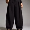 Pantalones técnicos plisados Pantalones técnicos plisados