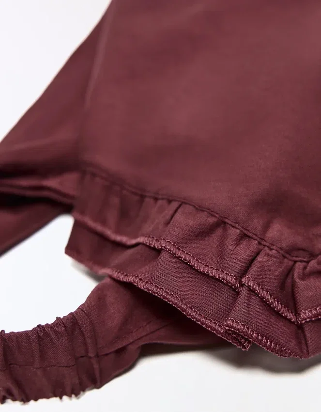Pañuelo de piel con volantes Pañuelo de piel con volantes