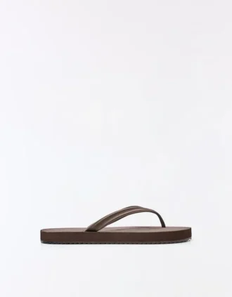 Sandalias básicas de tiras