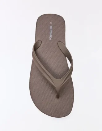 Sandalias básicas de tiras