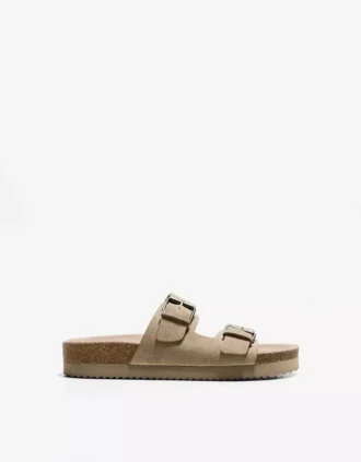 Sandalias planas con hebilla – Zapatos