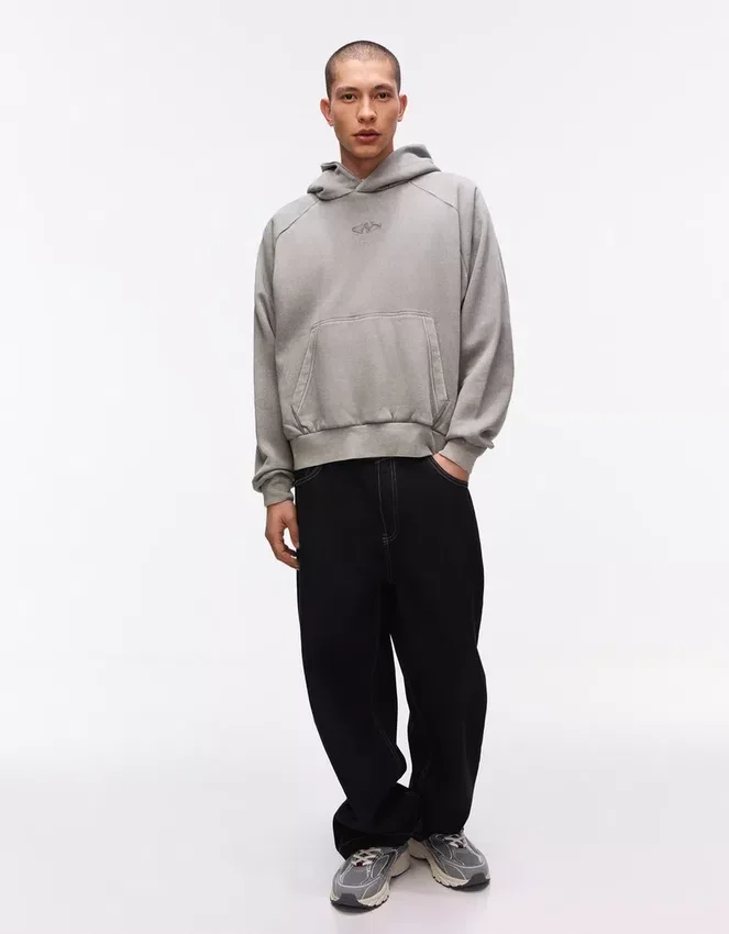 Sudadera con capucha de corte Fit – Sudaderas y jerséis con capucha Sudadera con capucha de corte Fit – Sudaderas y jerséis con capucha