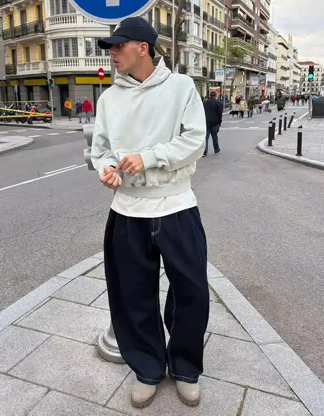 Sudadera con capucha de corte holgado y efecto lavado – Sudaderas y jerséis con capucha – Hombre Sudadera con capucha de corte holgado y efecto lavado – Sudaderas y jerséis con capucha – Hombre