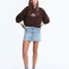 Sudadera con capucha estampada