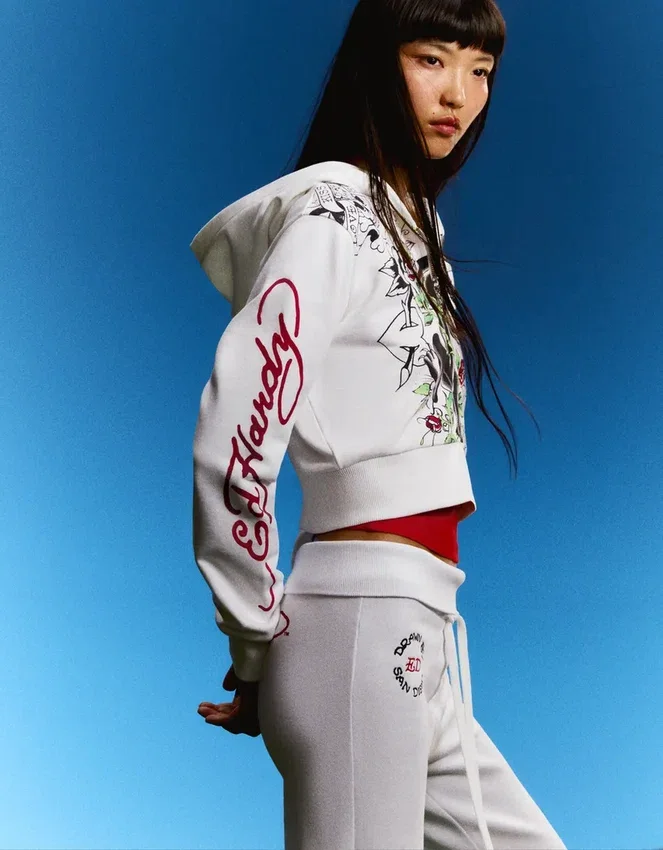 Sudadera con capucha estampada Ed Hardy X Bershka – Mujer Sudadera con capucha estampada Ed Hardy X Bershka – Mujer