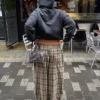 Sudadera con capucha y cremallera bordada – Sudaderas y jerséis con capucha