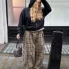 Sudadera con capucha y cremallera bordada – Sudaderas y jerséis con capucha