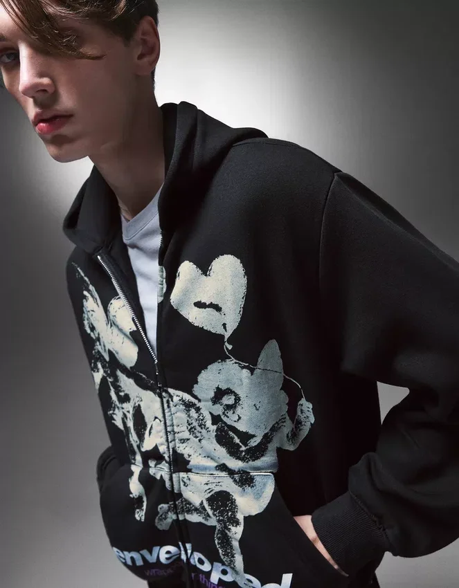 Sudadera con capucha y cremallera estampada – Sudaderas y jerséis con capucha Sudadera con capucha y cremallera estampada – Sudaderas y jerséis con capucha