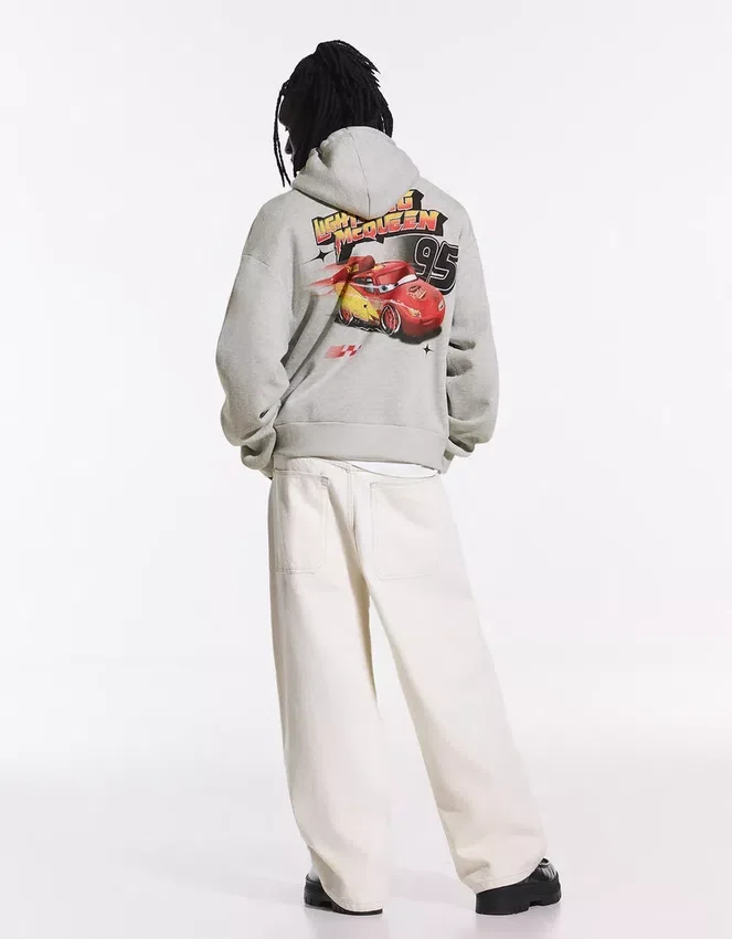 Sudadera con capucha y estampado de coches – Sudaderas y jerséis con capucha Sudadera con capucha y estampado de coches – Sudaderas y jerséis con capucha