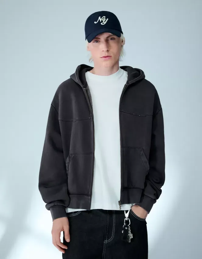 Sudadera corta con cremallera Fit – Sudaderas y jerséis con capucha – Hombre Sudadera corta con cremallera Fit – Sudaderas y jerséis con capucha – Hombre