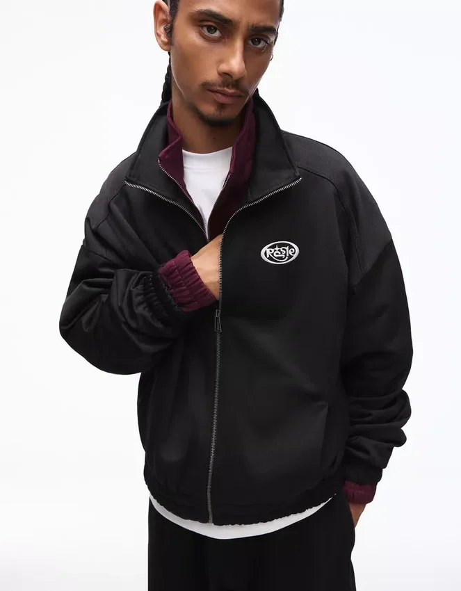 Sudadera estampada con cremallera – Sudaderas y jerséis con capucha – Hombre Sudadera estampada con cremallera – Sudaderas y jerséis con capucha – Hombre