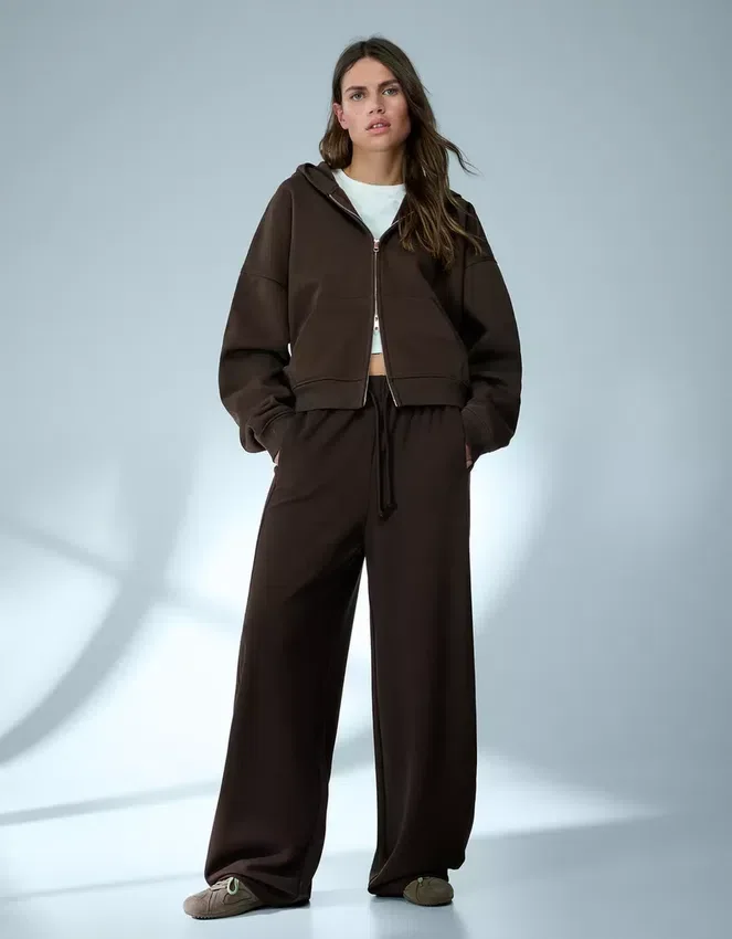 Sudadera oversize con cremallera y capucha – Sudaderas y jerséis con capucha Sudadera oversize con cremallera y capucha – Sudaderas y jerséis con capucha