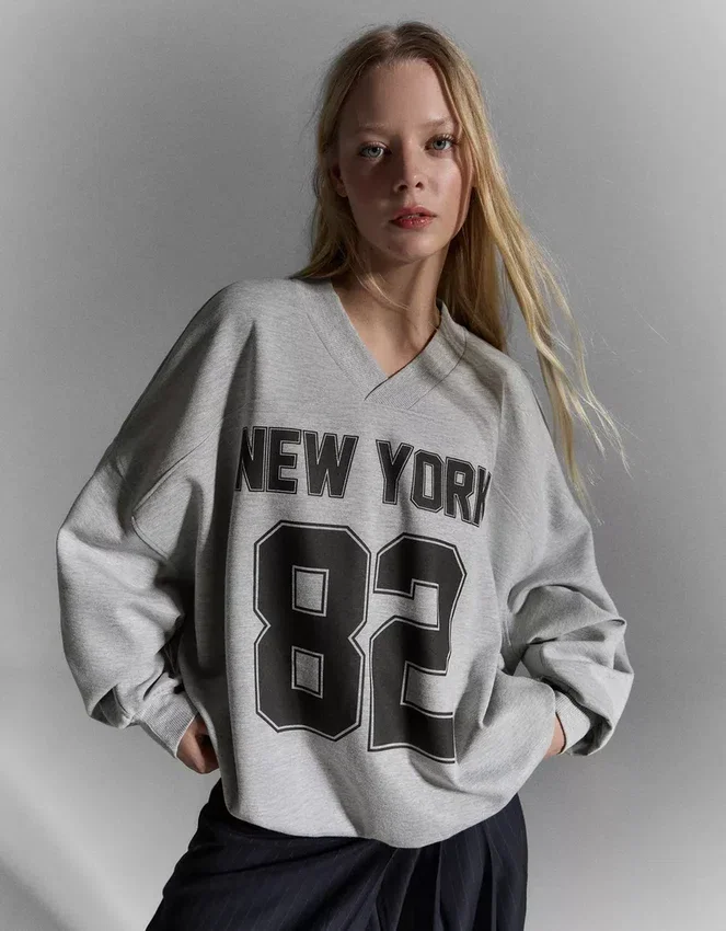 Sudadera oversize estampada Sudadera oversize estampada