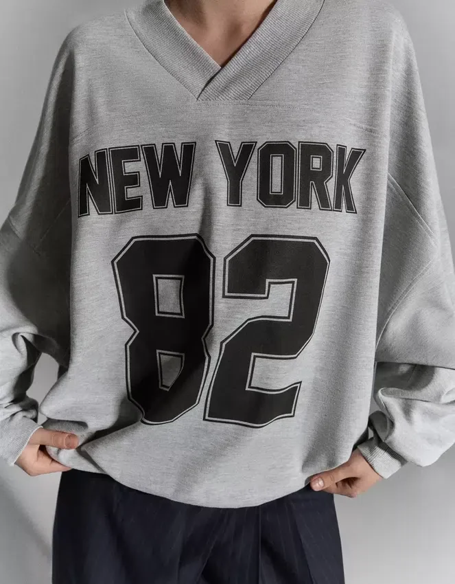 Sudadera oversize estampada Sudadera oversize estampada