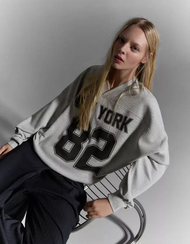Sudadera oversize estampada Sudadera oversize estampada