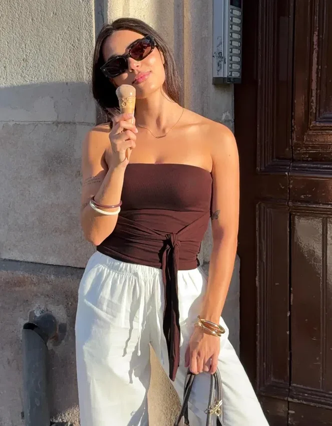 Top bandeau con lazo delantero – #Bershkastyle – Mujer Top bandeau con lazo delantero – #Bershkastyle – Mujer