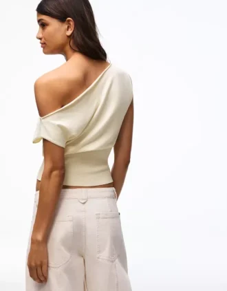Top con cuello barco – Tops