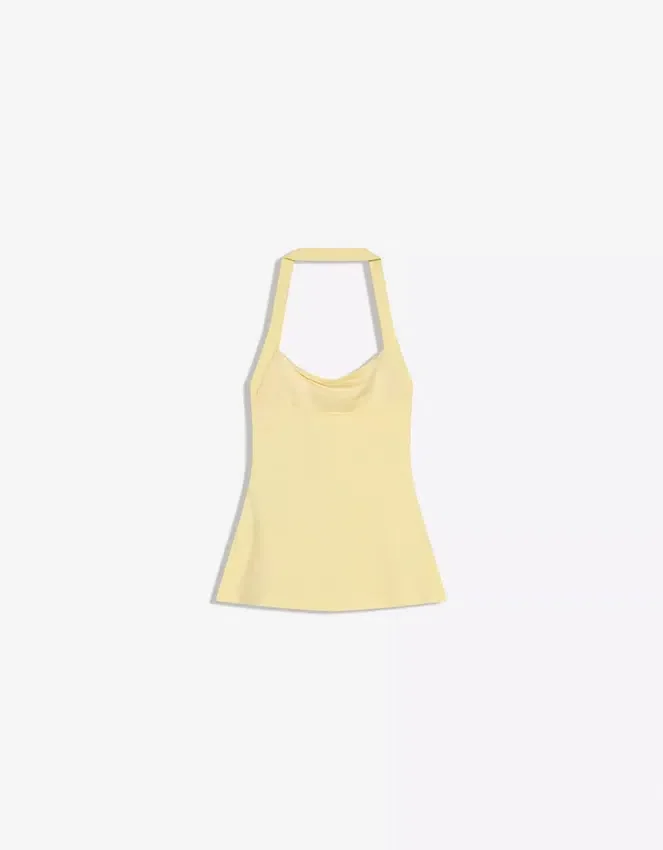 Top con cuello halter Top con cuello halter