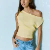 Top de punto con cuello barco Top de punto con cuello barco