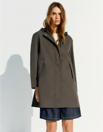 Trench con capucha, repelente al agua y cortavientos – Chaquetas y trench