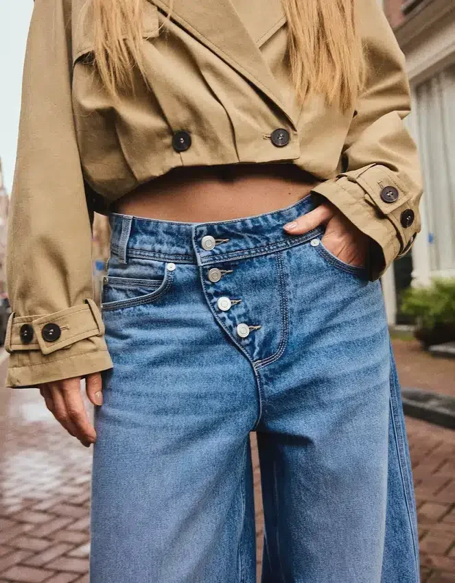 Trench corto con efecto globo – Chaquetas y abrigos Trench corto con efecto globo – Chaquetas y abrigos