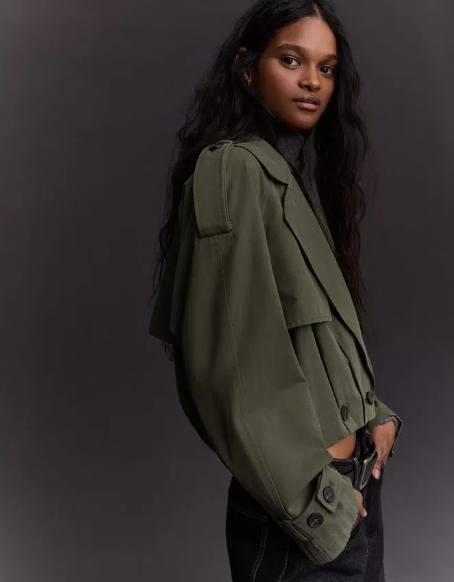 Trench corto con efecto globo – Chaquetas y abrigos Trench corto con efecto globo – Chaquetas y abrigos