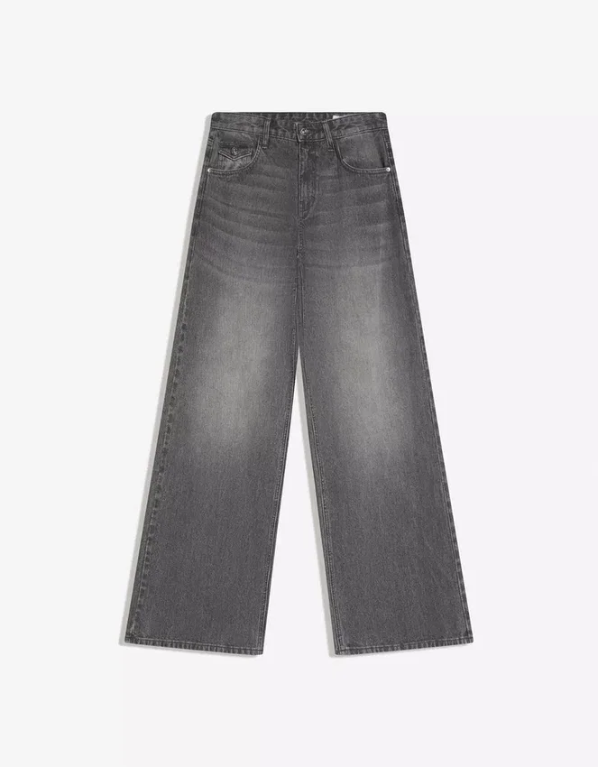Vaqueros boyfriend de pana de talle bajo Vaqueros boyfriend de pana de talle bajo