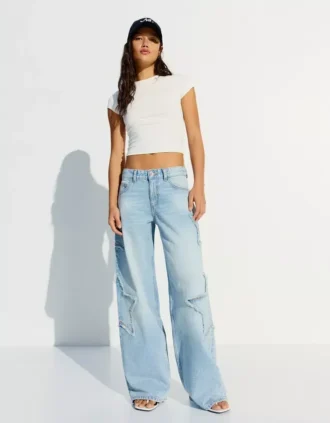 Vaqueros boyfriend de talle bajo con estrellas Vaqueros boyfriend de talle bajo con estrellas